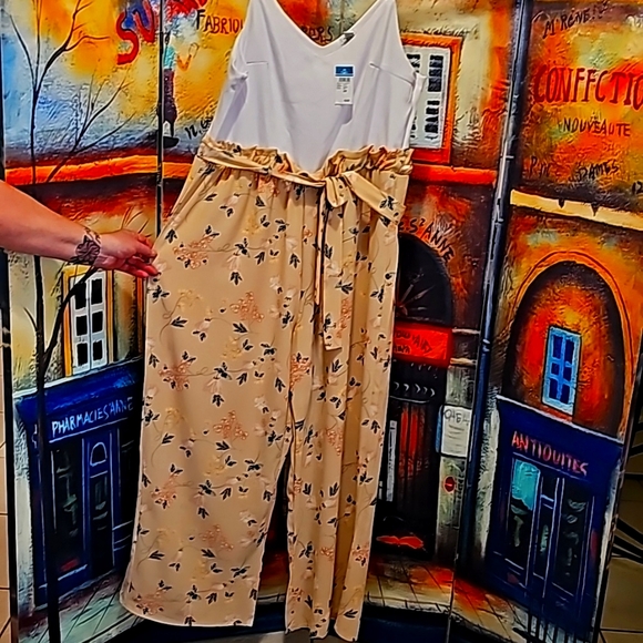 Rue Plus 3xl Pantsuit Floral legs with White Top EUC - Picture 3 of 6